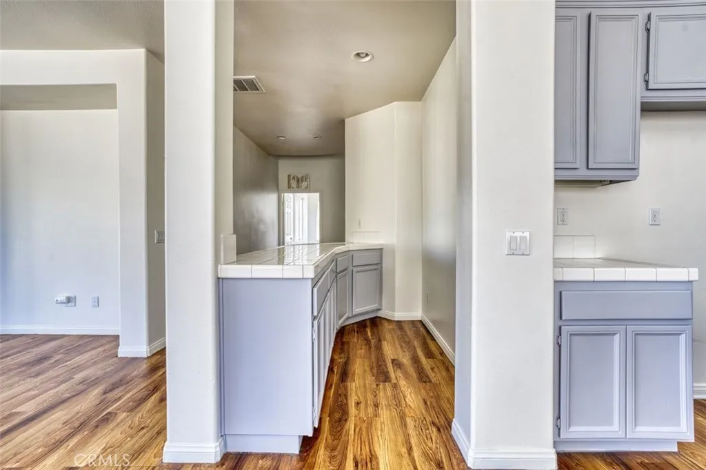 37928 Pisces Circle, Palmdale, California 93552 home-pic-10